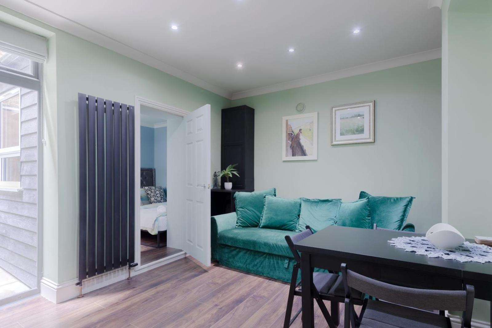 Stylish 2 Bedrooms Flat Sleeps 6 & Garden London Zone 2 Cls Central Εξωτερικό φωτογραφία